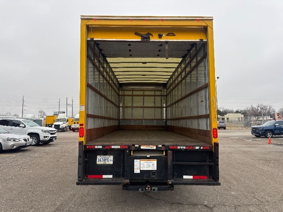 Medium Duty Box Truck-Light and Medium Duty Trucks-International-2021-MV607-Lincoln-NE-151,736\n\t\tmiles-$ 43,000 - Image 8