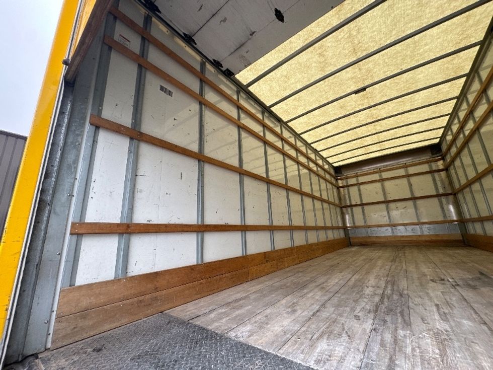 Medium Duty Box Truck-Light and Medium Duty Trucks-International-2021-MV607-Lincoln-NE-161,976\n\t\tmiles-$ 41,500 - Image 11