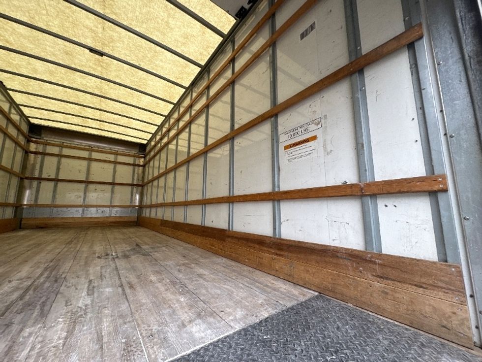 Medium Duty Box Truck-Light and Medium Duty Trucks-International-2021-MV607-Lincoln-NE-161,976\n\t\tmiles-$ 41,500 - Image 12