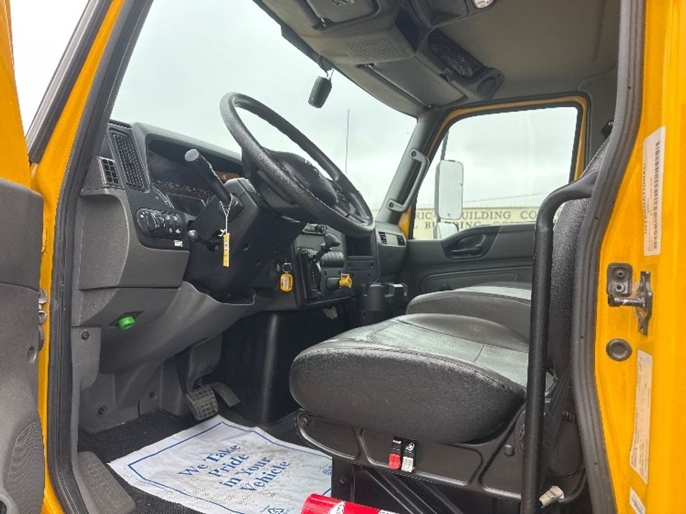 Medium Duty Box Truck-Light and Medium Duty Trucks-International-2021-MV607-Lincoln-NE-161,976\n\t\tmiles-$ 41,500 - Image 16