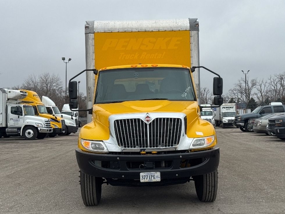 Medium Duty Box Truck-Light and Medium Duty Trucks-International-2021-MV607-Lincoln-NE-161,976\n\t\tmiles-$ 41,500 - Image 2