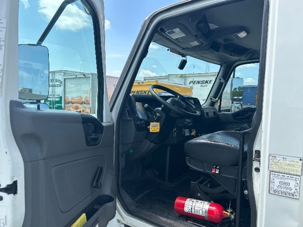 Medium Duty Box Truck-Light and Medium Duty Trucks-International-2021-MV607-Lincoln-NE-213,227\n\t\tmiles-$ 47,250 - Image 16