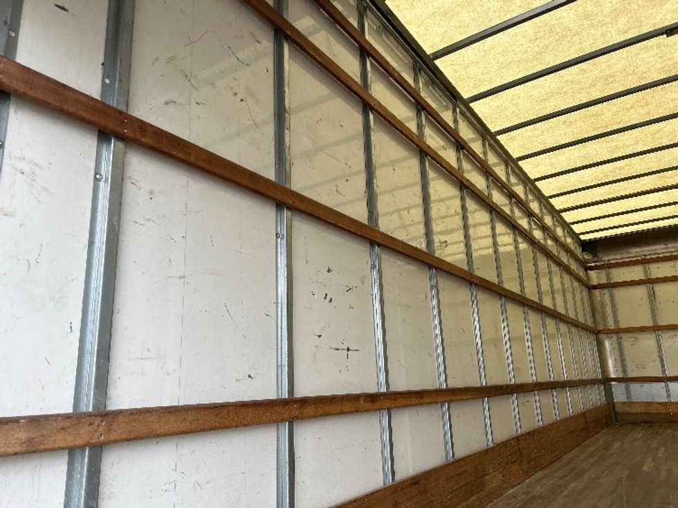 Medium Duty Box Truck-Light and Medium Duty Trucks-International-2021-MV607-Lincoln-NE-213,982\n\t\tmiles-$ 40,250 - Image 11