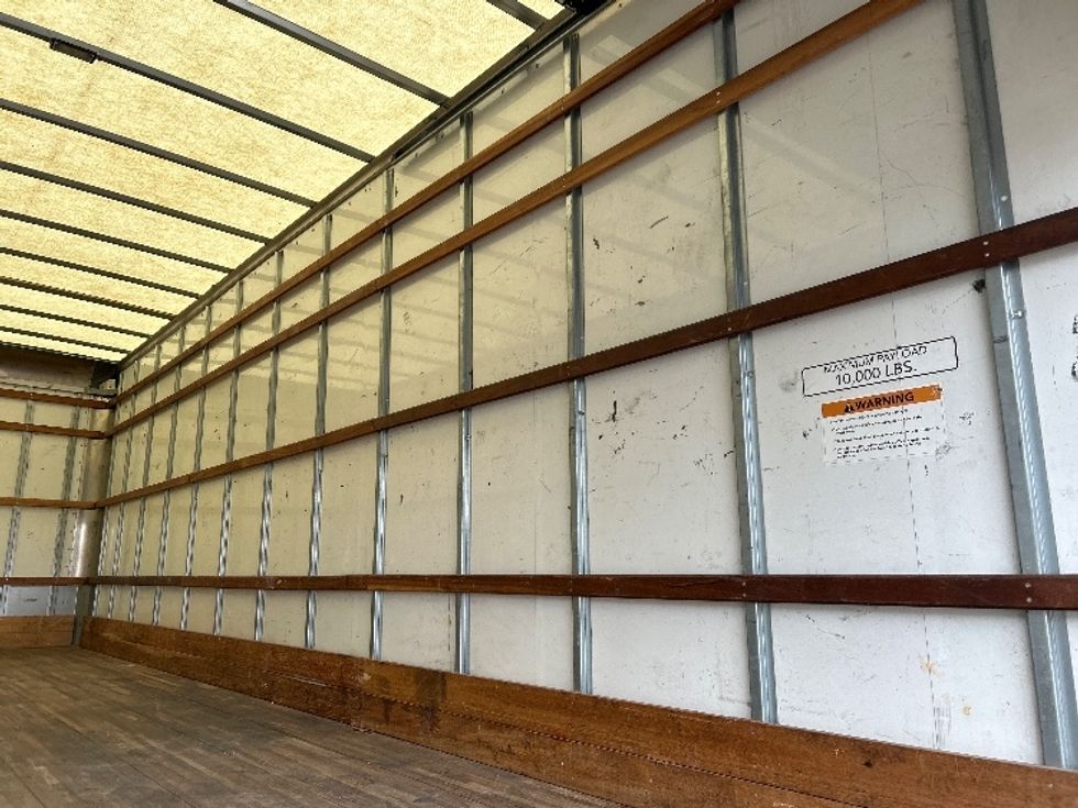 Medium Duty Box Truck-Light and Medium Duty Trucks-International-2021-MV607-Lincoln-NE-213,982\n\t\tmiles-$ 40,250 - Image 12