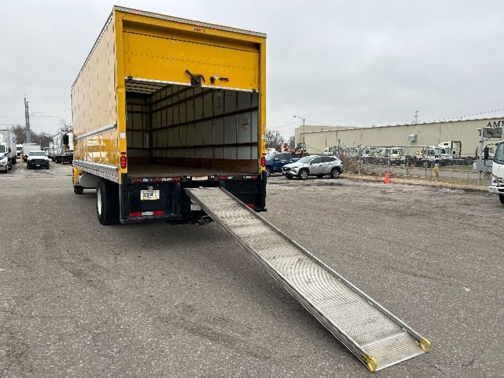 Medium Duty Box Truck-Light and Medium Duty Trucks-International-2021-MV607-Lincoln-NE-213,982\n\t\tmiles-$ 40,250 - Image 9