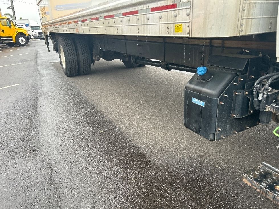 Medium Duty Box Truck-Light and Medium Duty Trucks-International-2021-MV607-Linden-NJ-137,240\n\t\tmiles-$ 58,000 - Image 14