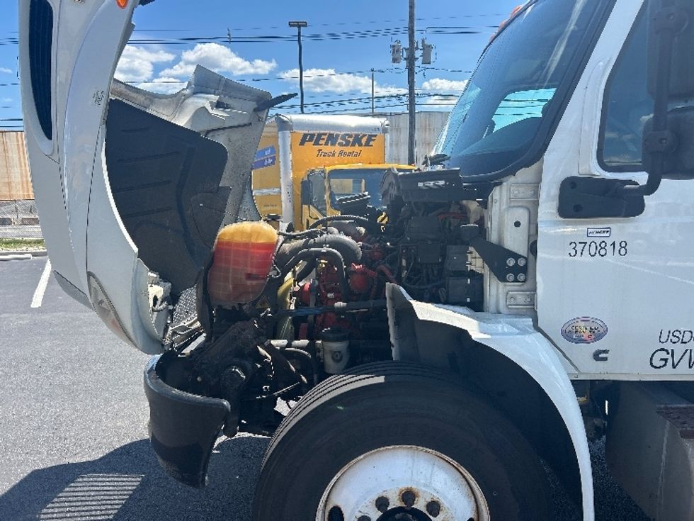Medium Duty Box Truck-Light and Medium Duty Trucks-International-2021-MV607-Linden-NJ-210,635\n\t\tmiles-$ 50,750 - Image 24