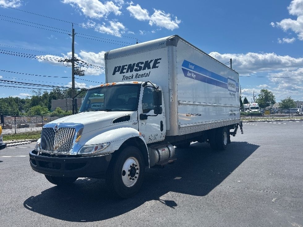Medium Duty Box Truck-Light and Medium Duty Trucks-International-2021-MV607-Linden-NJ-210,635\n\t\tmiles-$ 50,750 - Image 3