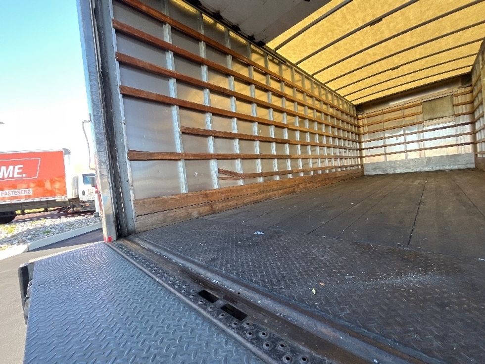 Medium Duty Box Truck-Light and Medium Duty Trucks-International-2021-MV607-Linden-NJ-72,000\n\t\tmiles-$ 66,000 - Image 11