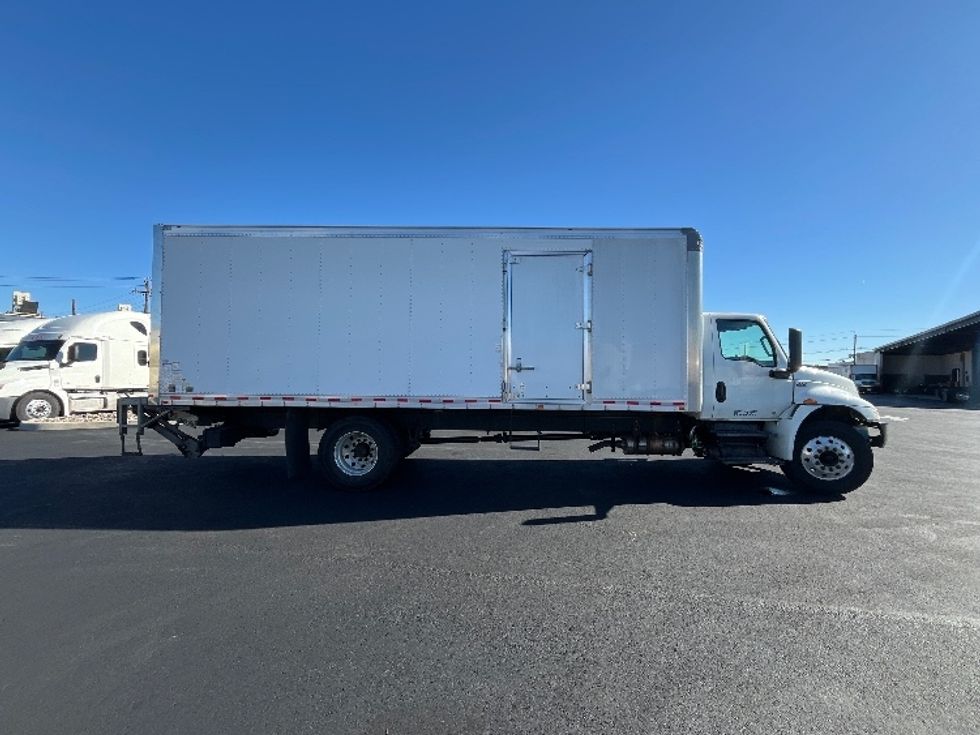 Medium Duty Box Truck-Light and Medium Duty Trucks-International-2021-MV607-Linden-NJ-72,000\n\t\tmiles-$ 66,000 - Image 15