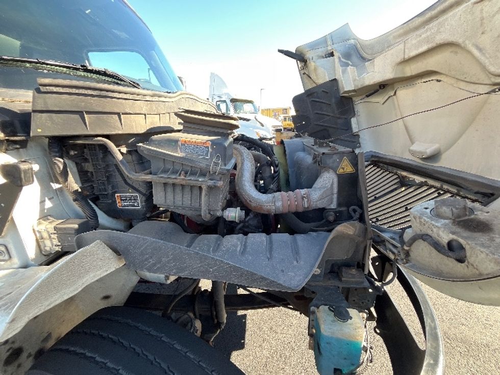 Medium Duty Box Truck-Light and Medium Duty Trucks-International-2021-MV607-Linden-NJ-72,000\n\t\tmiles-$ 66,000 - Image 23