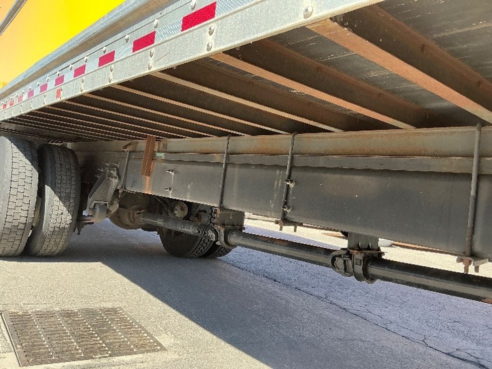 Medium Duty Box Truck-Light and Medium Duty Trucks-International-2021-MV607-Lindon-UT-222,913\n\t\tmiles-$ 40,750 - Image 14