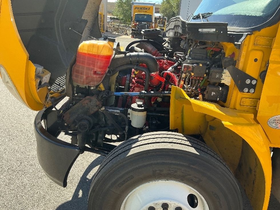 Medium Duty Box Truck-Light and Medium Duty Trucks-International-2021-MV607-Lindon-UT-222,913\n\t\tmiles-$ 40,750 - Image 24