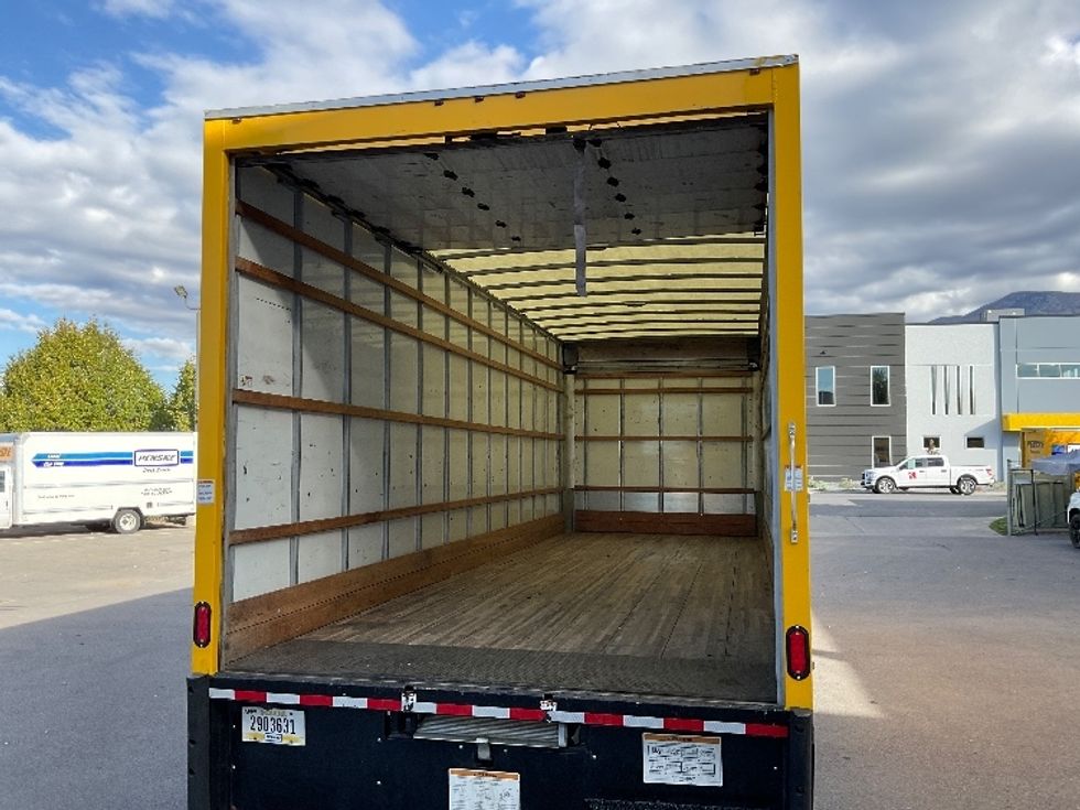 Medium Duty Box Truck-Light and Medium Duty Trucks-International-2021-MV607-Lindon-UT-250,509\n\t\tmiles-$ 33,000 - Image 11