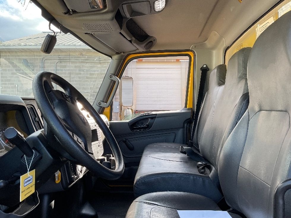 Medium Duty Box Truck-Light and Medium Duty Trucks-International-2021-MV607-Lindon-UT-250,509\n\t\tmiles-$ 33,000 - Image 19