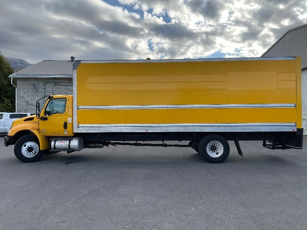 Medium Duty Box Truck-Light and Medium Duty Trucks-International-2021-MV607-Lindon-UT-250,509\n\t\tmiles-$ 33,000 - Image 4