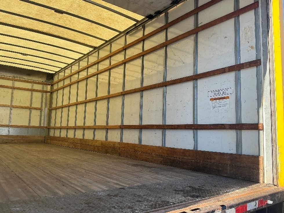 Medium Duty Box Truck-Light and Medium Duty Trucks-International-2021-MV607-Lithia Springs-GA-201,628\n\t\tmiles-$ 45,000 - Image 12