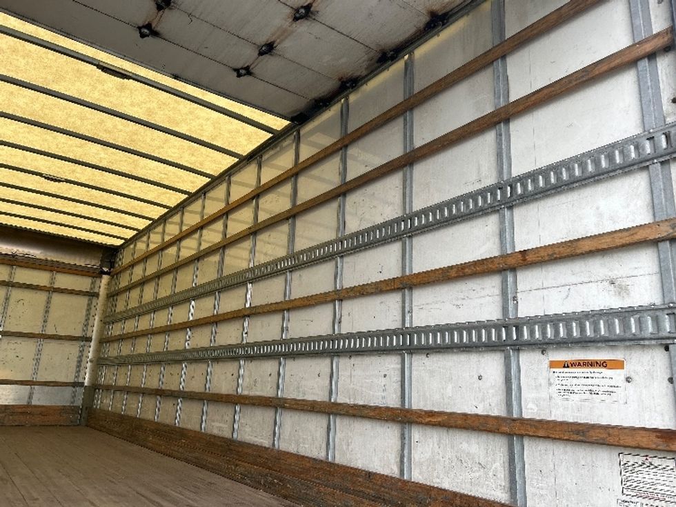 Medium Duty Box Truck-Light and Medium Duty Trucks-International-2021-MV607-Lithia Springs-GA-231,997\n\t\tmiles-$ 45,750 - Image 12