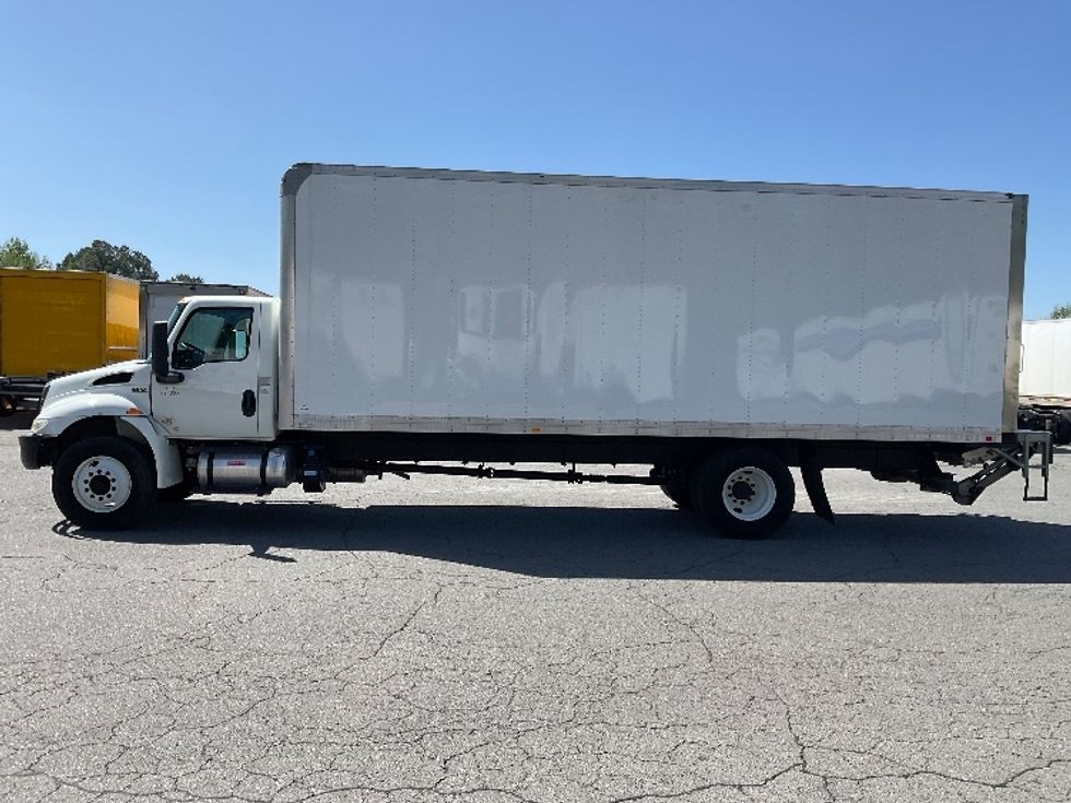 Medium Duty Box Truck-Light and Medium Duty Trucks-International-2021-MV607-Little Rock-AR-126,922\n\t\tmiles-$ 65,250 - Image 4
