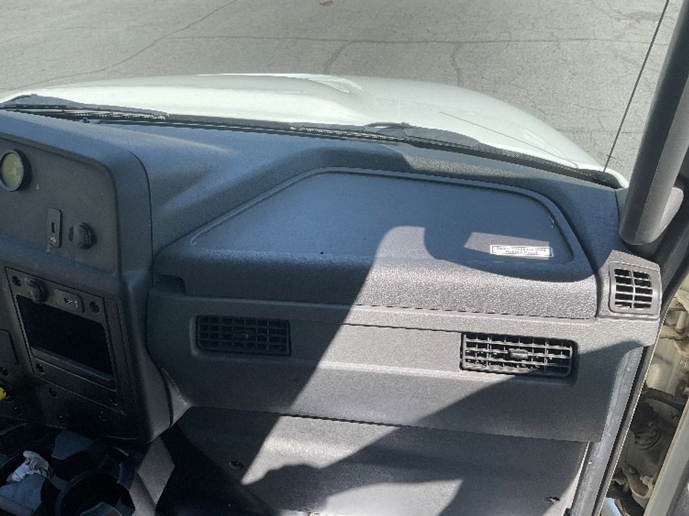 Medium Duty Box Truck-Light and Medium Duty Trucks-International-2021-MV607-Little Rock-AR-132,593\n\t\tmiles-$ 64,250 - Image 20