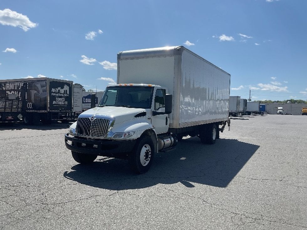 Medium Duty Box Truck-Light and Medium Duty Trucks-International-2021-MV607-Little Rock-AR-132,593\n\t\tmiles-$ 64,250 - Image 3