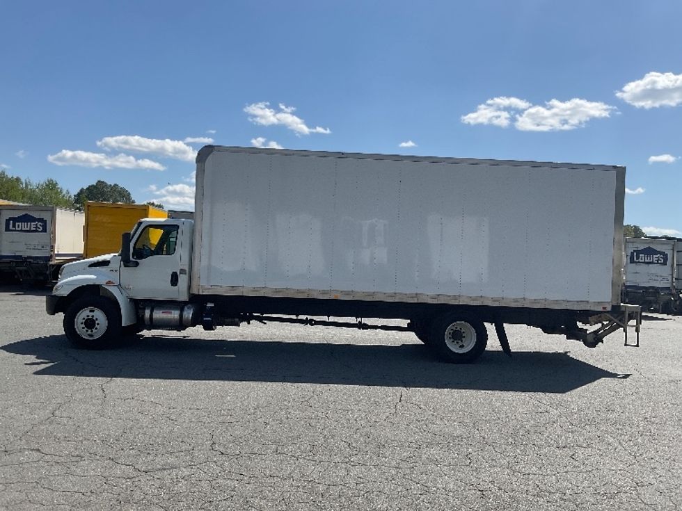 Medium Duty Box Truck-Light and Medium Duty Trucks-International-2021-MV607-Little Rock-AR-132,593\n\t\tmiles-$ 64,250 - Image 4