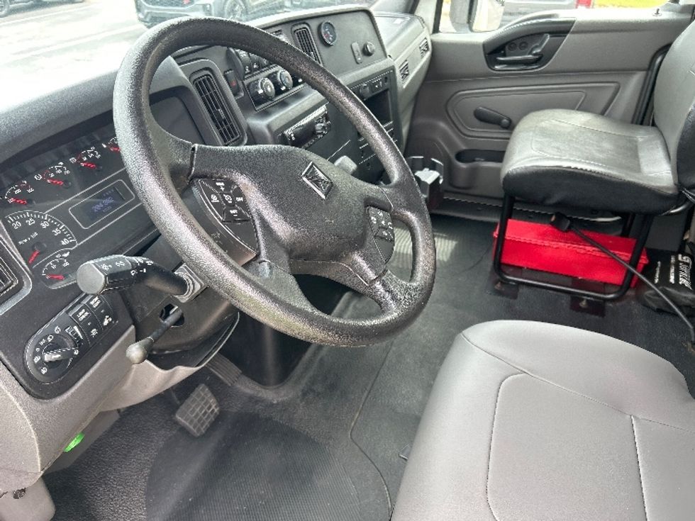 Medium Duty Box Truck-Light and Medium Duty Trucks-International-2021-MV607-Little Rock-AR-136,456\n\t\tmiles-$ 61,750 - Image 17