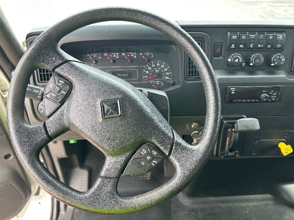 Medium Duty Box Truck-Light and Medium Duty Trucks-International-2021-MV607-Little Rock-AR-136,456\n\t\tmiles-$ 61,750 - Image 18