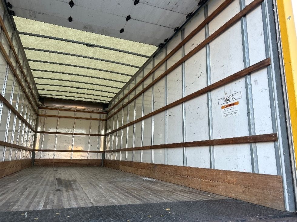 Medium Duty Box Truck-Light and Medium Duty Trucks-International-2021-MV607-Little Rock-AR-187,470\n\t\tmiles-$ 44,000 - Image 12