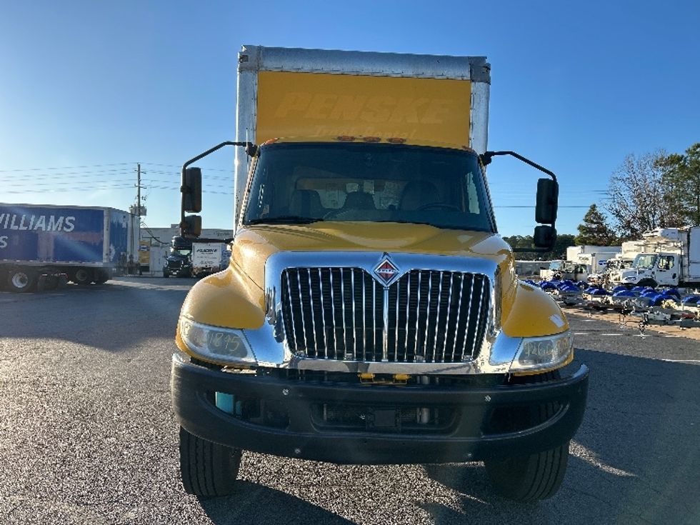 Medium Duty Box Truck-Light and Medium Duty Trucks-International-2021-MV607-Little Rock-AR-187,470\n\t\tmiles-$ 44,000 - Image 2