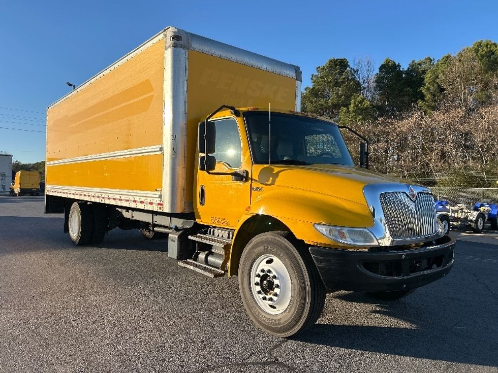 Medium Duty Box Truck-Light and Medium Duty Trucks-International-2021-MV607-Little Rock-AR-187,470\n\t\tmiles-$ 44,000 - Image 3