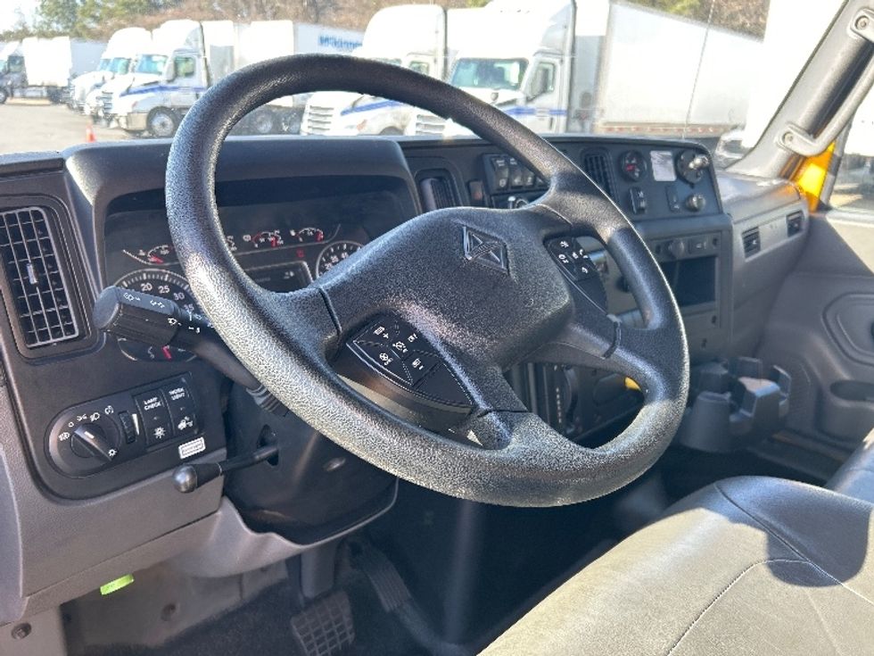 Medium Duty Box Truck-Light and Medium Duty Trucks-International-2021-MV607-Little Rock-AR-195,516\n\t\tmiles-$ 43,000 - Image 16