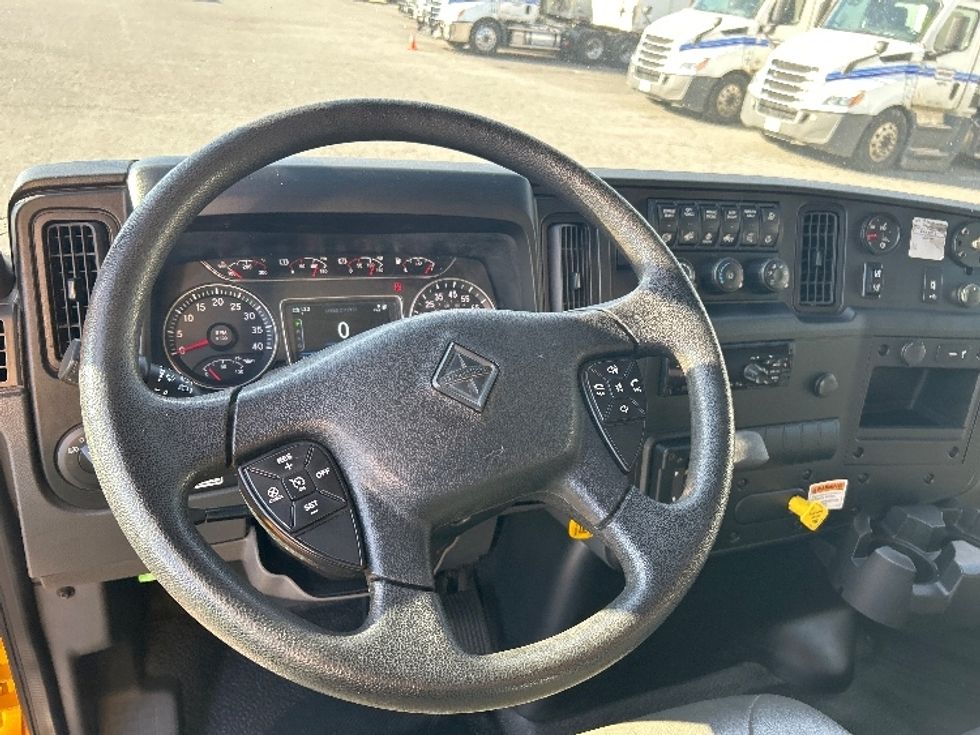 Medium Duty Box Truck-Light and Medium Duty Trucks-International-2021-MV607-Little Rock-AR-195,516\n\t\tmiles-$ 43,000 - Image 17