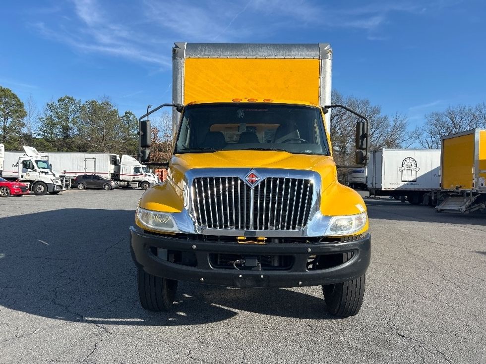 Medium Duty Box Truck-Light and Medium Duty Trucks-International-2021-MV607-Little Rock-AR-195,516\n\t\tmiles-$ 43,000 - Image 2