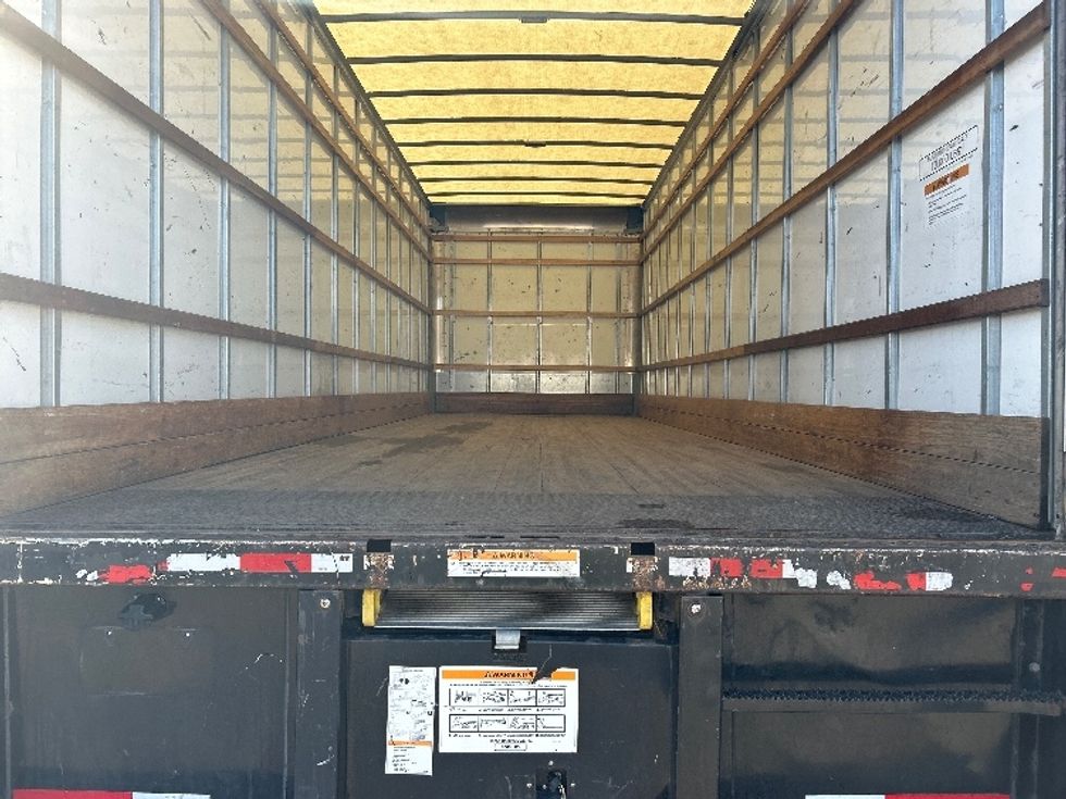 Medium Duty Box Truck-Light and Medium Duty Trucks-International-2021-MV607-Little Rock-AR-195,516\n\t\tmiles-$ 43,000 - Image 9