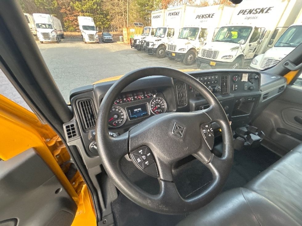 Medium Duty Box Truck-Light and Medium Duty Trucks-International-2021-MV607-Little Rock-AR-208,554\n\t\tmiles-$ 41,000 - Image 16