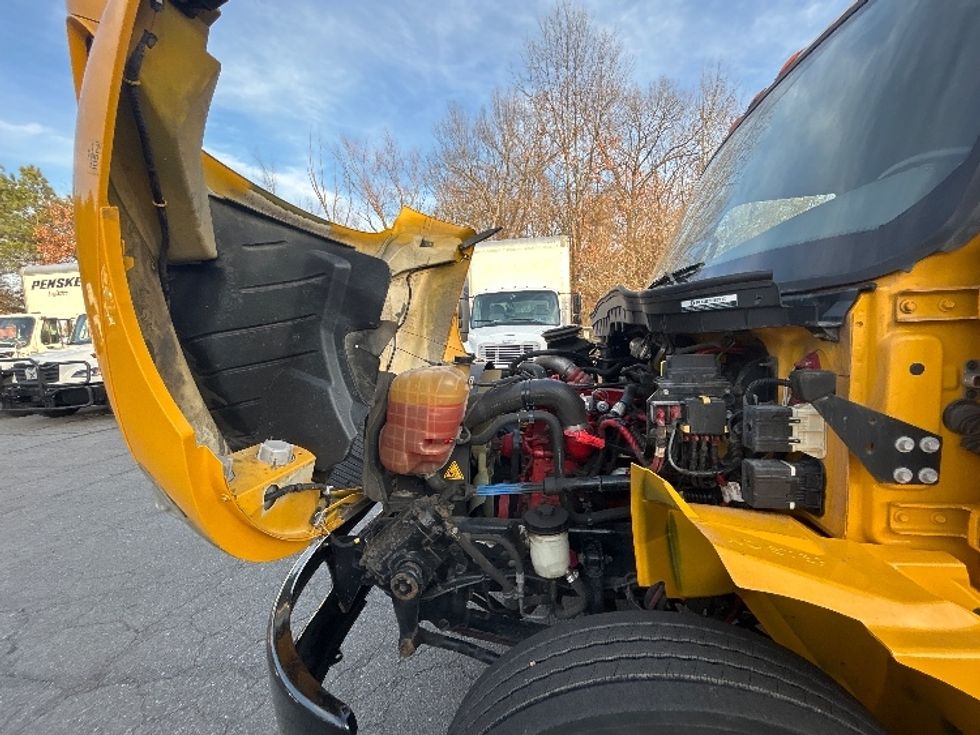 Medium Duty Box Truck-Light and Medium Duty Trucks-International-2021-MV607-Little Rock-AR-208,554\n\t\tmiles-$ 41,000 - Image 22