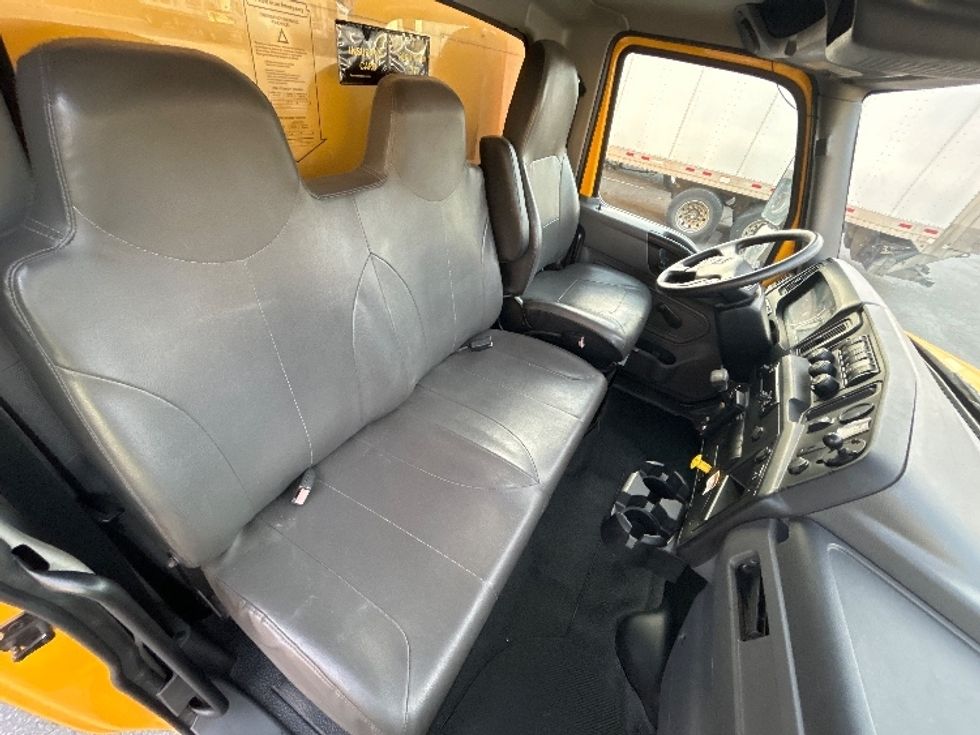 Medium Duty Box Truck-Light and Medium Duty Trucks-International-2021-MV607-Little Rock-AR-208,554\n\t\tmiles-$ 41,000 - Image 21