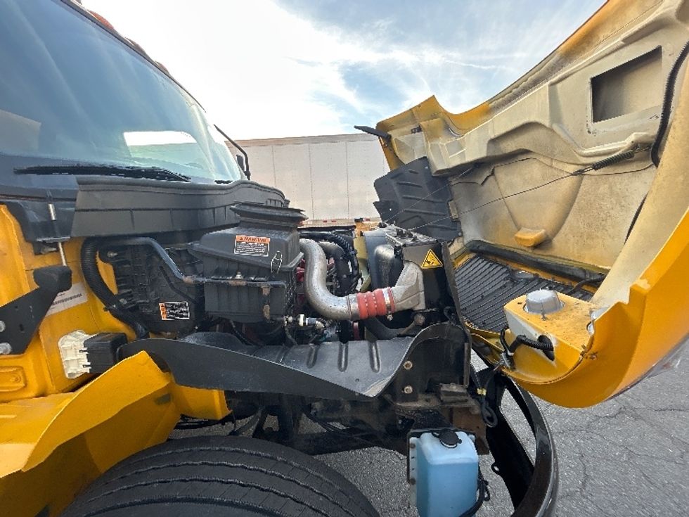 Medium Duty Box Truck-Light and Medium Duty Trucks-International-2021-MV607-Little Rock-AR-208,554\n\t\tmiles-$ 41,000 - Image 23