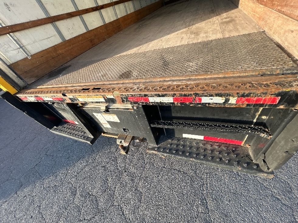 Medium Duty Box Truck-Light and Medium Duty Trucks-International-2021-MV607-Little Rock-AR-208,554\n\t\tmiles-$ 41,000 - Image 9