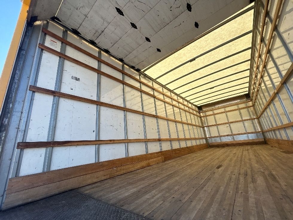 Medium Duty Box Truck-Light and Medium Duty Trucks-International-2021-MV607-Little Rock-AR-220,176\n\t\tmiles-$ 39,250 - Image 11