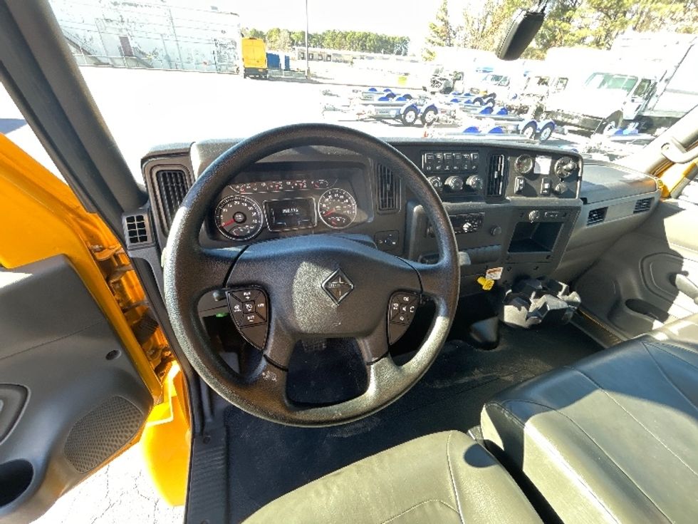 Medium Duty Box Truck-Light and Medium Duty Trucks-International-2021-MV607-Little Rock-AR-220,176\n\t\tmiles-$ 39,250 - Image 18