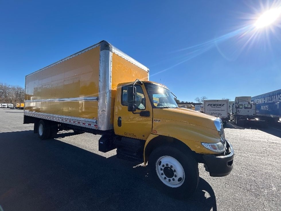 Medium Duty Box Truck-Light and Medium Duty Trucks-International-2021-MV607-Little Rock-AR-220,176\n\t\tmiles-$ 39,250 - Image 3