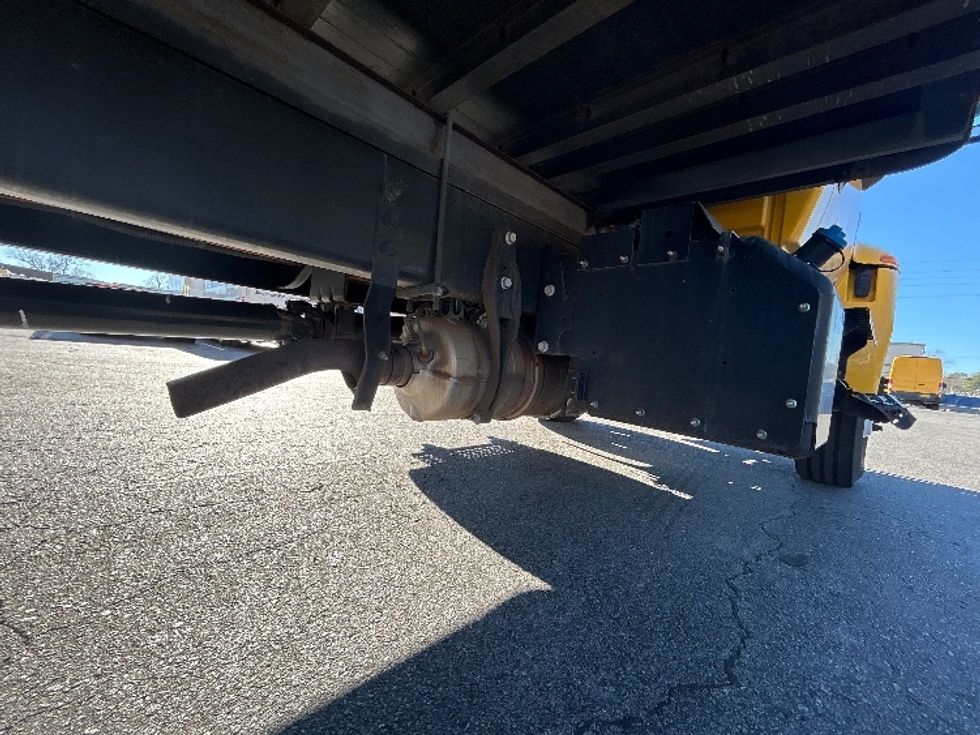 Medium Duty Box Truck-Light and Medium Duty Trucks-International-2021-MV607-Little Rock-AR-220,176\n\t\tmiles-$ 39,250 - Image 5