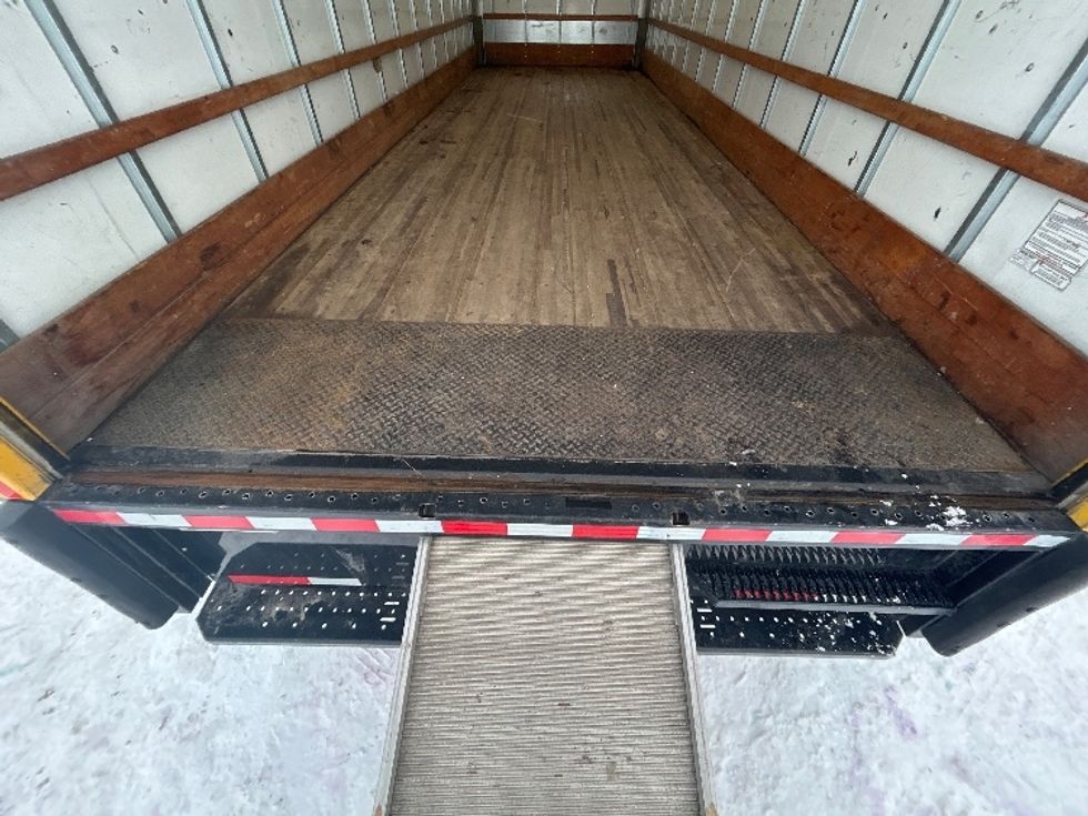 Medium Duty Box Truck-Light and Medium Duty Trucks-International-2021-MV607-Liverpool-NY-226,909\n\t\tmiles-$ 34,250 - Image 10