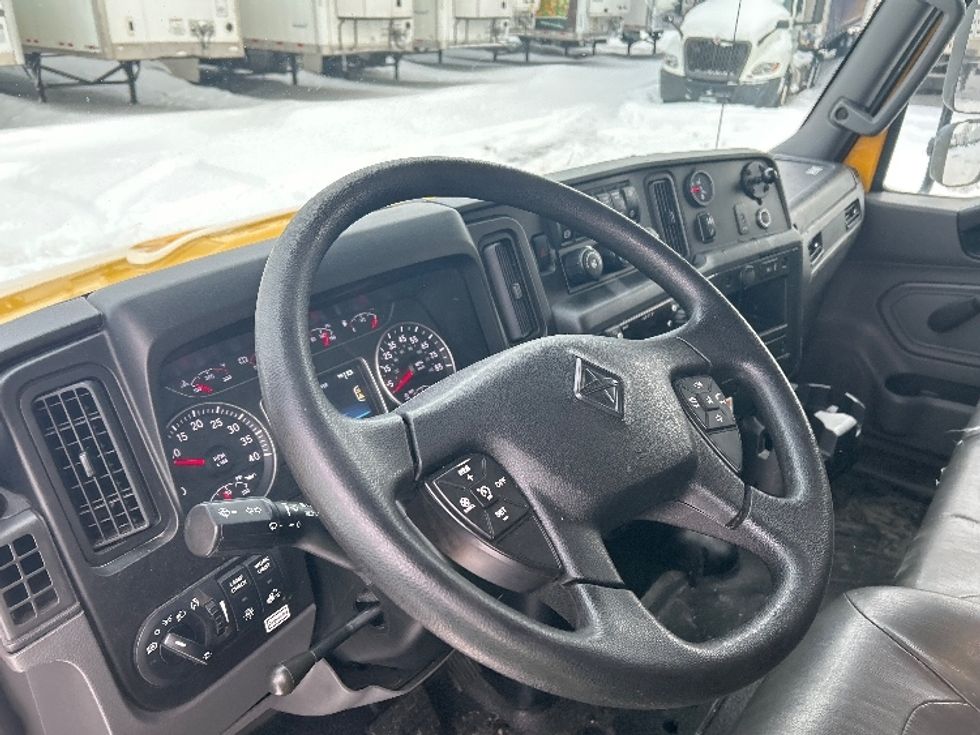 Medium Duty Box Truck-Light and Medium Duty Trucks-International-2021-MV607-Liverpool-NY-226,909\n\t\tmiles-$ 34,250 - Image 17