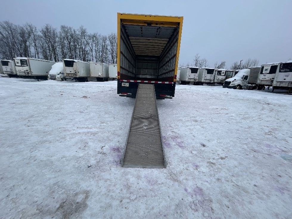 Medium Duty Box Truck-Light and Medium Duty Trucks-International-2021-MV607-Liverpool-NY-226,909\n\t\tmiles-$ 34,250 - Image 9