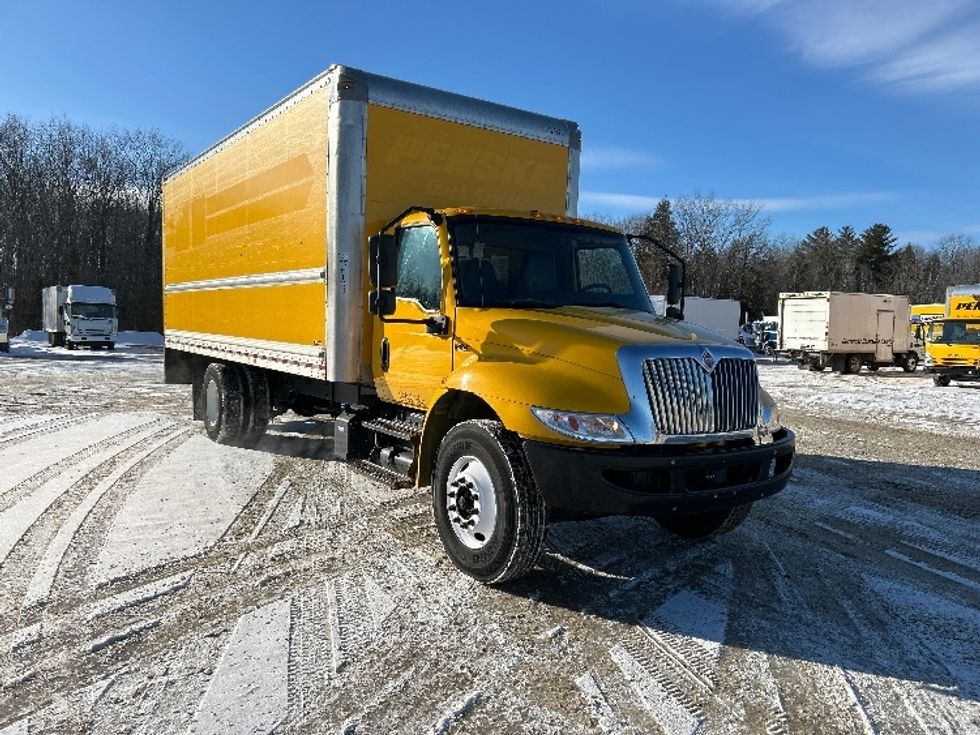 Medium Duty Box Truck-Light and Medium Duty Trucks-International-2021-MV607-Londonderry-NH-145,805\n\t\tmiles-$ 38,750 - Image 1