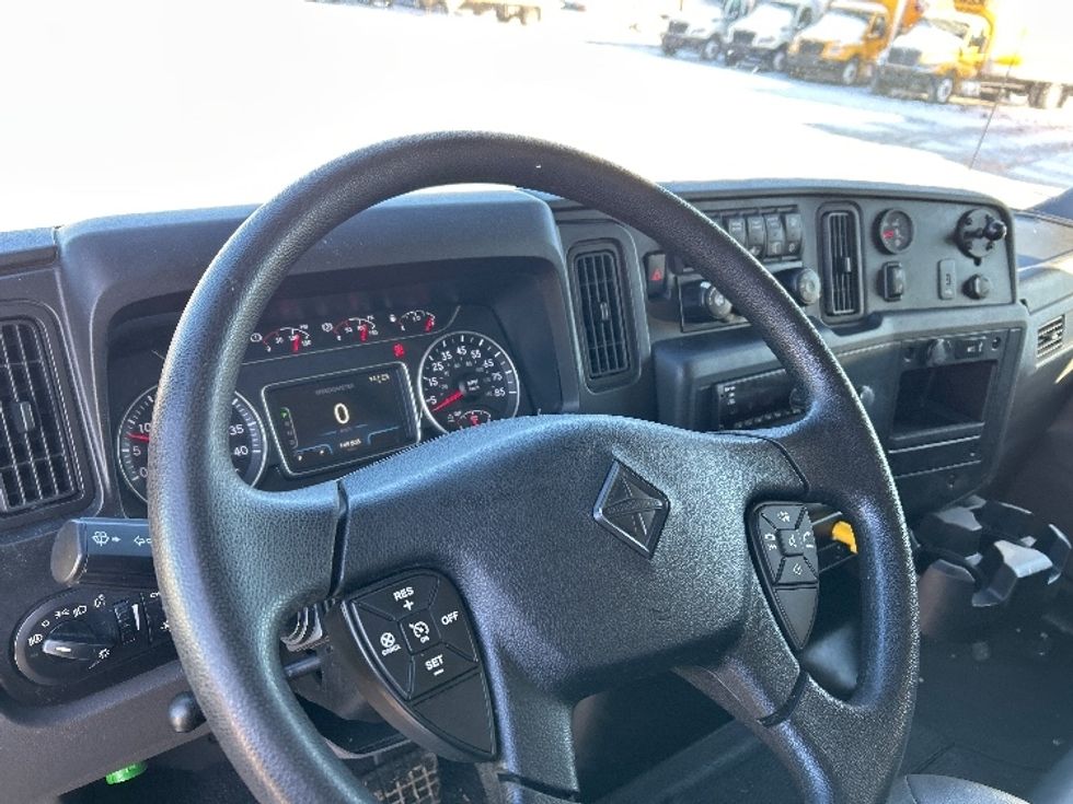 Medium Duty Box Truck-Light and Medium Duty Trucks-International-2021-MV607-Londonderry-NH-145,805\n\t\tmiles-$ 38,750 - Image 16