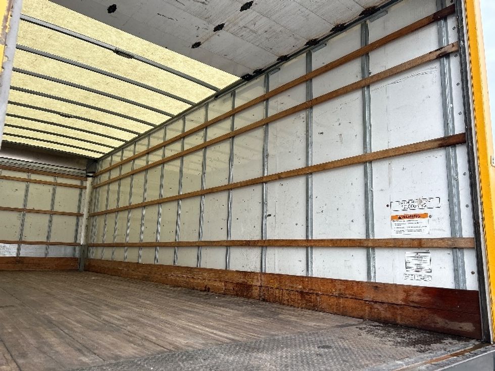 Medium Duty Box Truck-Light and Medium Duty Trucks-International-2021-MV607-Londonderry-NH-172,100\n\t\tmiles-$ 40,250 - Image 11